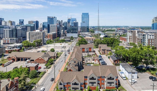 Walk 2 Broadway! Free Parking! #4