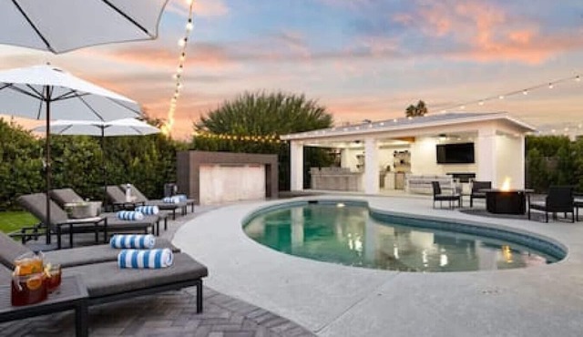 Walk 2 Old Town Scottsdale 4br4bath Heated Pool