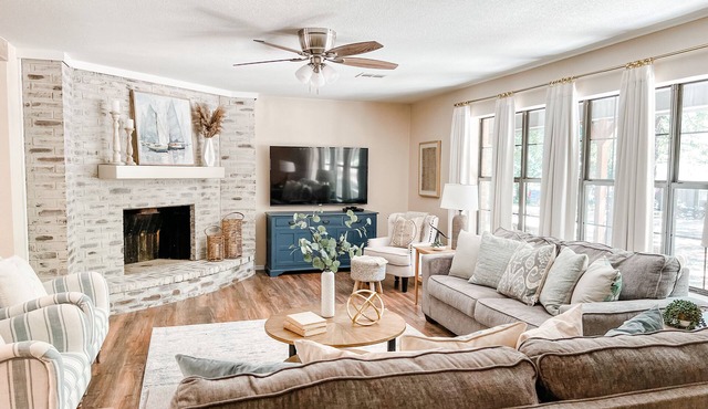 Walk 2 Shore, Boat Ramp, Pool Table, Shuffleboard, Fire Pit, WIFI, Pet Friendly