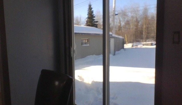 Walk 3 minutes to the bar and grocery store, and private with bush trails behind