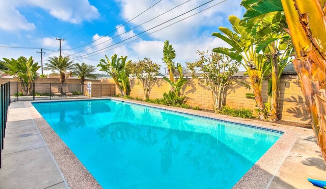 Walk Across to Disney! Firepit~Game Room~2 MstrBRs