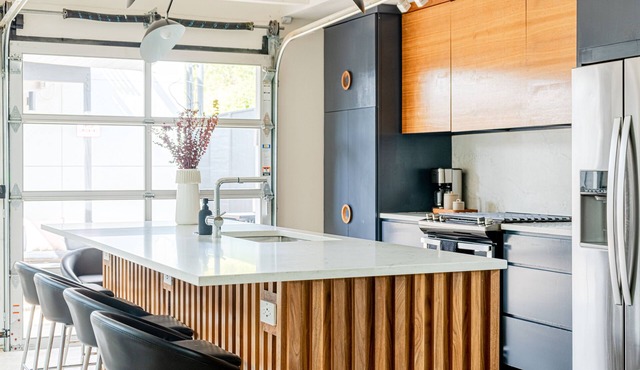 Walk Downtown & Live in Modern Luxury