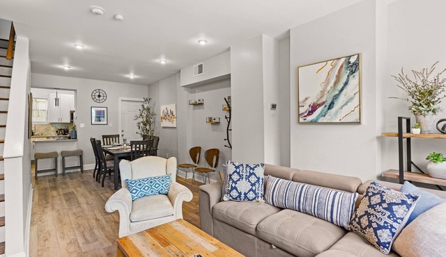 Walk Everywhere, Comfortable Park-Front Escape w/Free Parking!