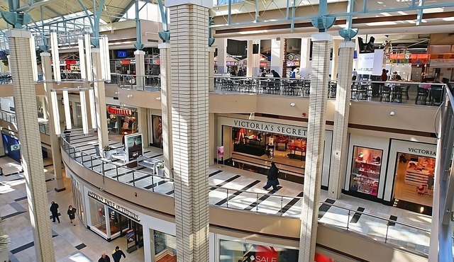 Walk Hudson River Waterfront! Two Elegant Suites, Scenic Views, Free Parking