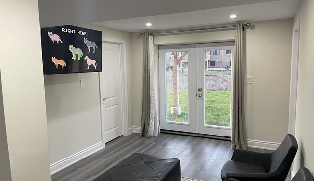 walk-in Basement - in suite Niagara falls