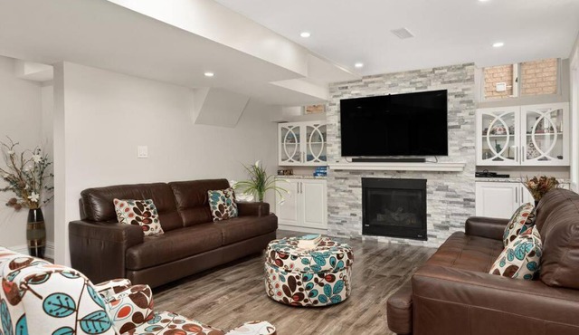 Walk-out Basement Apartment with Private Entrance