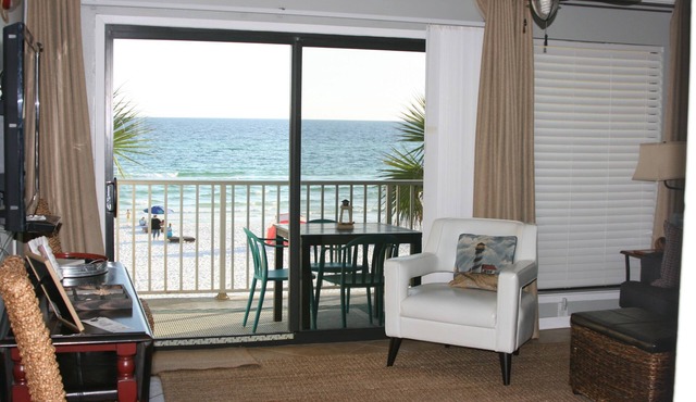 Walk Right in Your BeachFront Condo-FreWIFI directly on Beach B9NauticalWatch