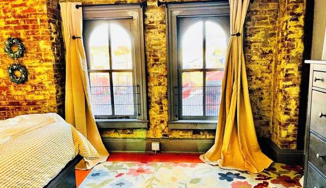 ★WALK to Acrisure in 10 MINS! Free Private Park ~ BOOK NOW for NFL DRAFT ~