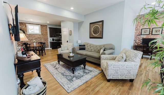 Walk to Arch, Stadium & Dome! 2BR/2BA Downtown Gem ready for you and your family