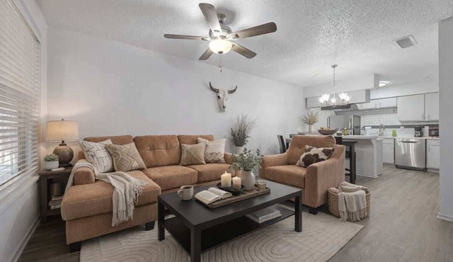 Walk to AT&T Stadium Spacious 2BR