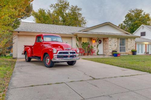 Walk to ATandT Stadium! Family Gem with Patio