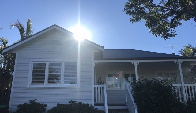 Walk to Avalon Beach - Gorgeous Beach house & Cabin - Child & Pet friendly