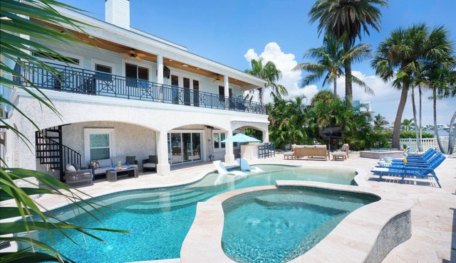 Walk to Beach 5BR Wtr, Pool, Dock, Golf Cart