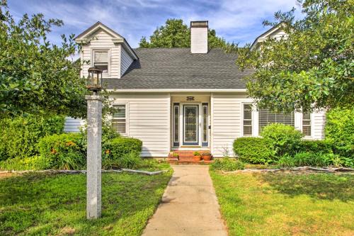 Walk to Beach: Maine Home w/Hot Tub & Deck!