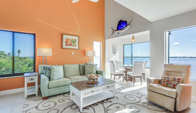 Walk to Beach! Manasota Key Gem w/Stunning View