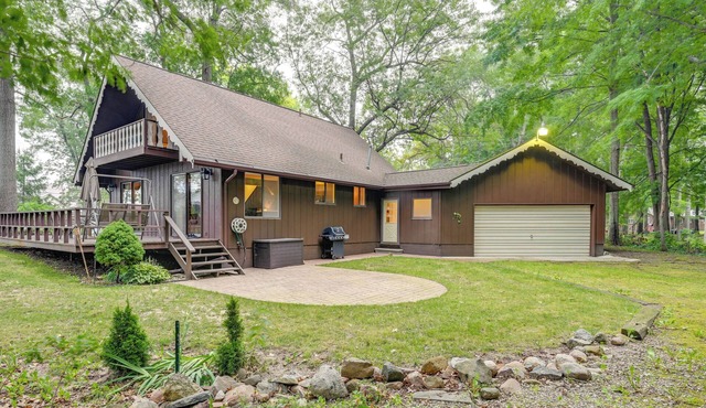 Walk to Beach: Pet-Friendly Caseville Cabin