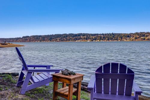 Walk to Beach! Scenic 'Wine Studio' in Gig Harbor