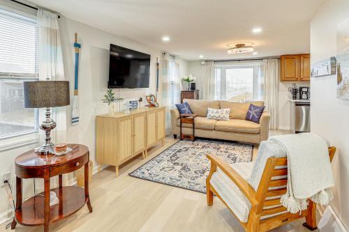 Walk to Beaches and Marina Fortescue Hideaway