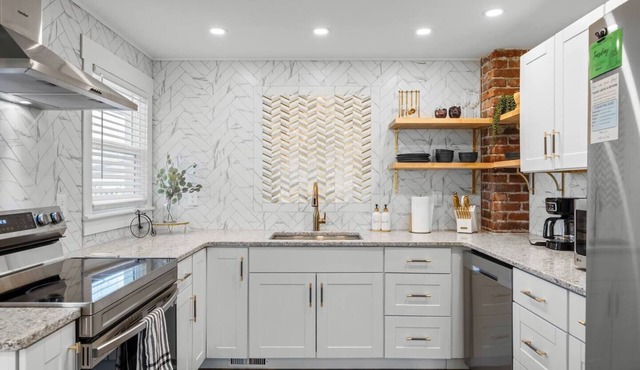 Walk to BSU & Downtown-Modern