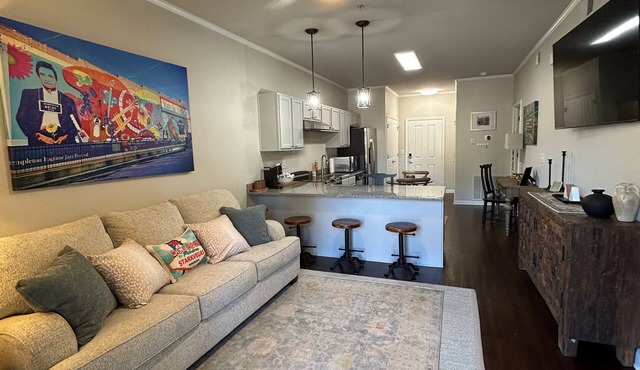 Walk to Campus, Cotton District, and Downtown!