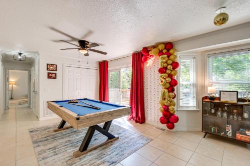 Walk to Campus, FSU Photo Wall Inviting Retreat!