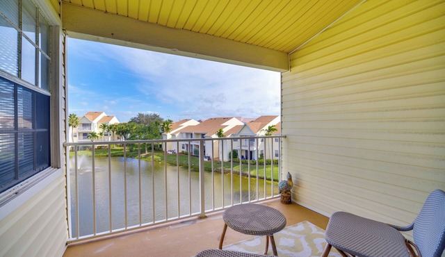 Walk to Canova Beach Park: Couple's Coastal Condo