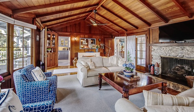 Walk to Concours d'Elegance, AT&T Pro Am, U.S. Open Golf Tourny! Steps to Beach!