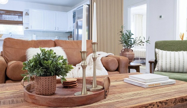 Walk to Downtown/3 min to TUPPS/Sleeps 6