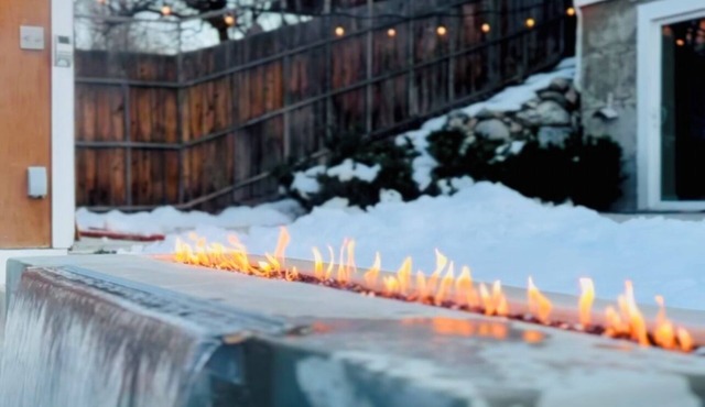 Walk to Downtown Chelan—Spa Pool, Hot Tub, Movie Room & More