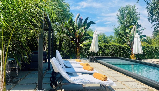 Walk to Downtown Healdsburg-Luxury Healdsburg Vacation Rental