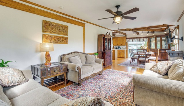 Walk to Dtwn Warsaw: Family Home w/Deck!