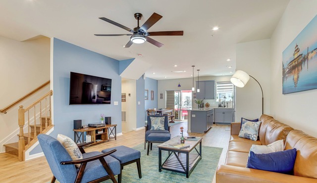 Walk to Dtwn: Waterfront Eastern Shore Townhome!