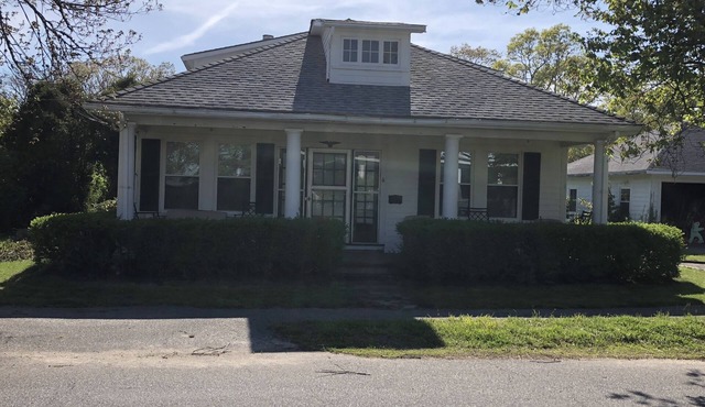 Walk to Falmouth Heights Beach from this Charming Cape Cod Bungalow. Sleeps 12.