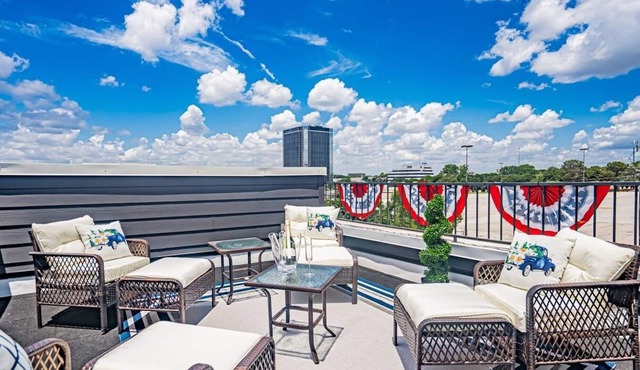 Walk to FIFA 2026 | Luxury Group Home | Parking