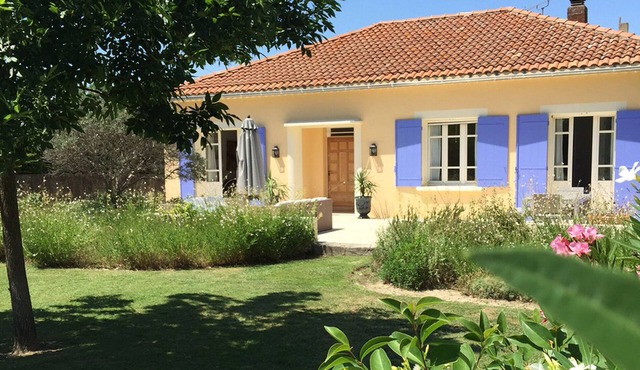Walk To St Remy Village From This Magical Villa With Pool And Privacy!