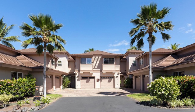 Walk to Golf 250' from your door. Swim, Play, Feel the Warmth of Caring Owner