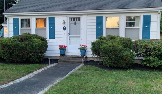 Walk to harbor, Martha’s Vineyard ferry, restaurants , shops, events & fishing