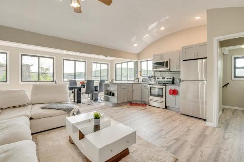 Walk to Harveys Lake! Modern Apt with Water Views