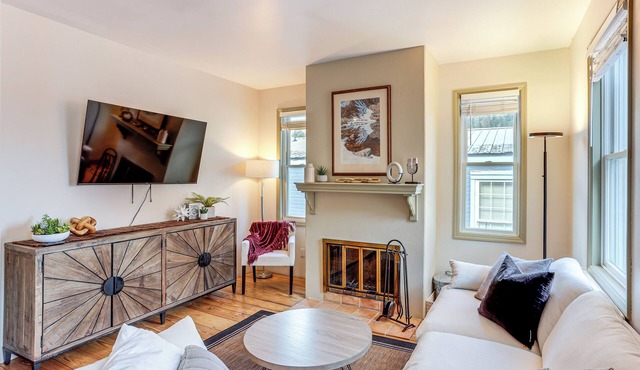 Walk to Hot Springs: Updated Retreat in Dtwn Ouray