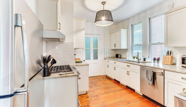 Walk to Hudson River: Pet-Friendly Home w/Views!