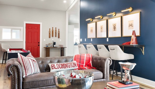 Walk to IU stadiums! Hot tub, shuffleboard, bar, and luxe game-day vibes at The Clubhouse.