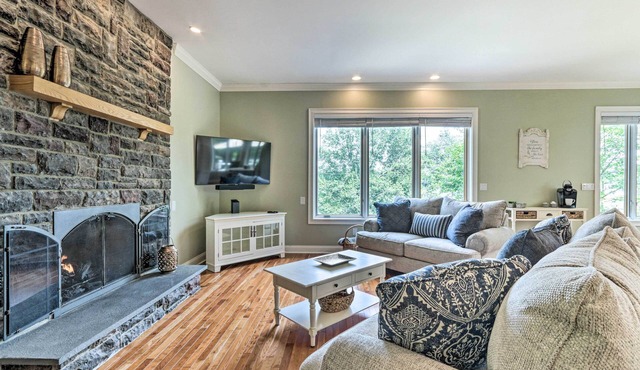 Walk to Lake: Middlefield Home w/Fire Pit