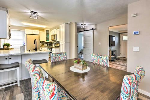 Walk to Lake Pepin Charming Retreat with Deck