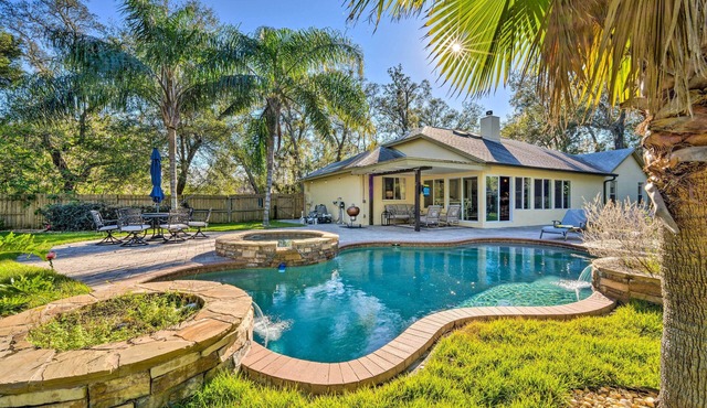 Walk to Lake: Stunning Central Florida Home!