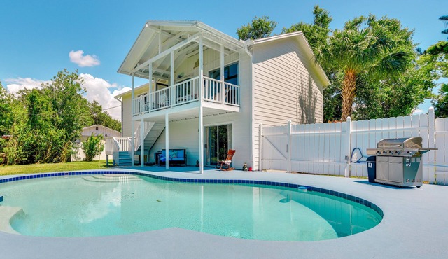 Walk to Marina: Home w/Pool in Palmetto