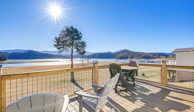 Walk to Marina: Waterfront South Holston Lake Home