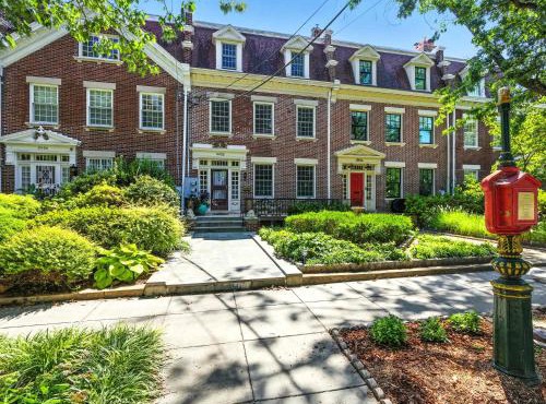 Walk to METRO Quiet 1BR Near Rock Creek Park