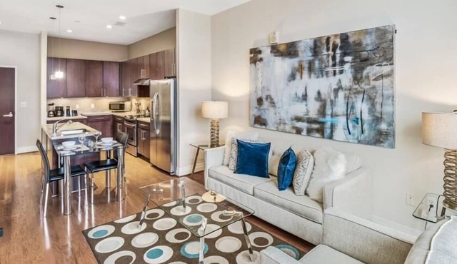 Walk to National Mall | Rooftop Grilling & Lounge | nr DuPot Circle