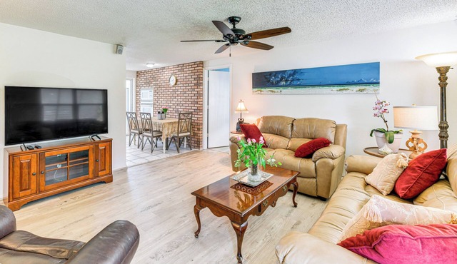 Walk to Nature Trails: Bradenton Getaway!