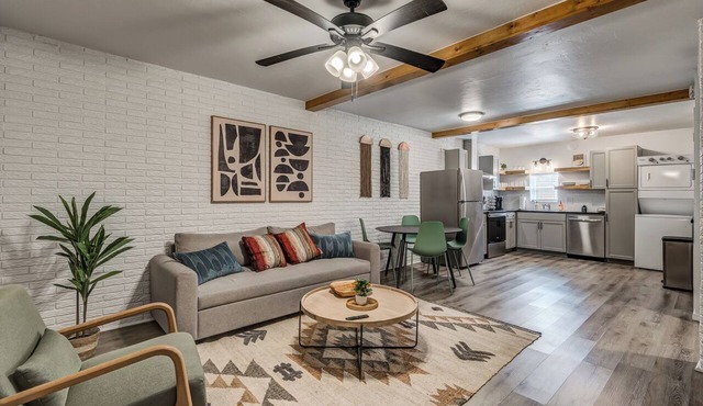 Walk to OSU Campus - Cozy Stillwater Stay
